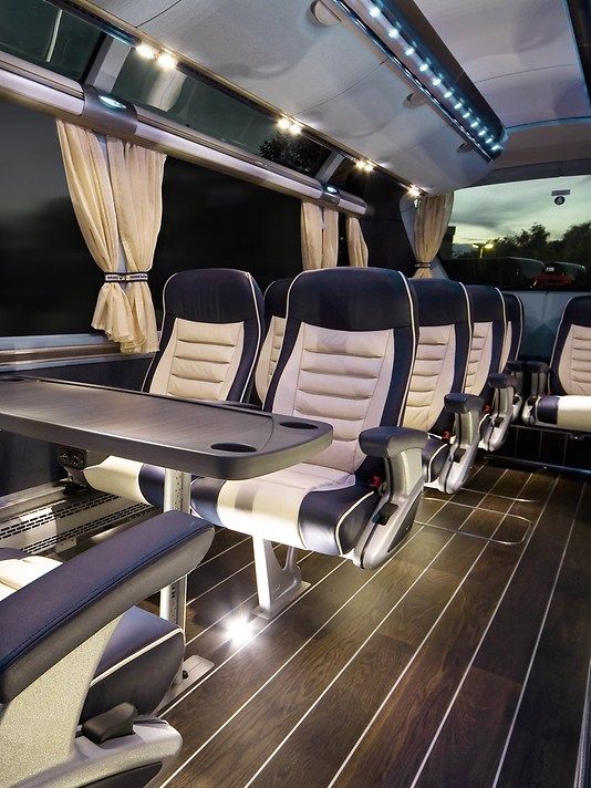 man-bus-individual-seat-galerie-3-4_width_534_height_712.jpg